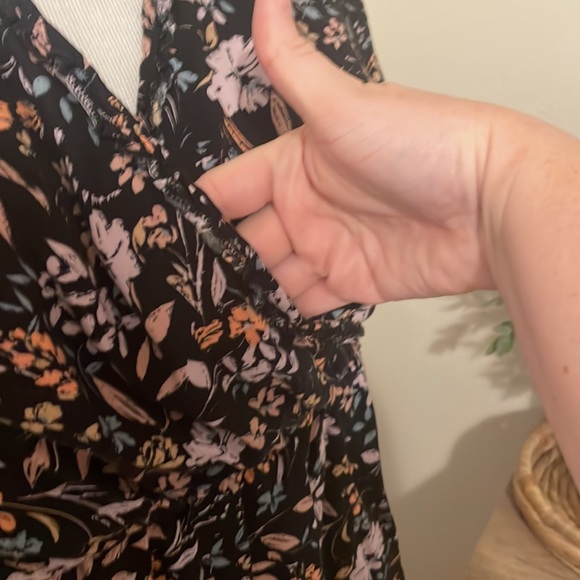 Floral Blouse - Picture 3 of 6